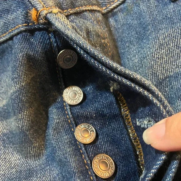 Levi's 501 Shorts Size 32 Button Fly High Rise Cut Off Denim - Picture 5 of 5